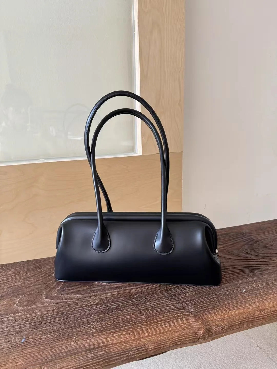 Modern Fashion Magnetic Attraction Clip Bowling Tote Light Yellow Cow Leather Women Handbag Long Handle Armpit Shoulder Bag