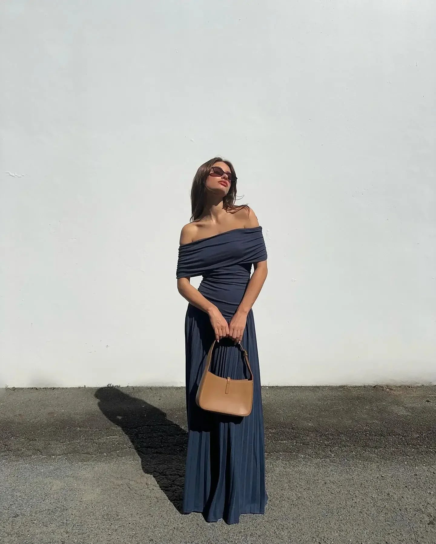 Elegant scoop neck pleated dress for women, slim party dresses for women, educational fashion, chic, summer, 2025