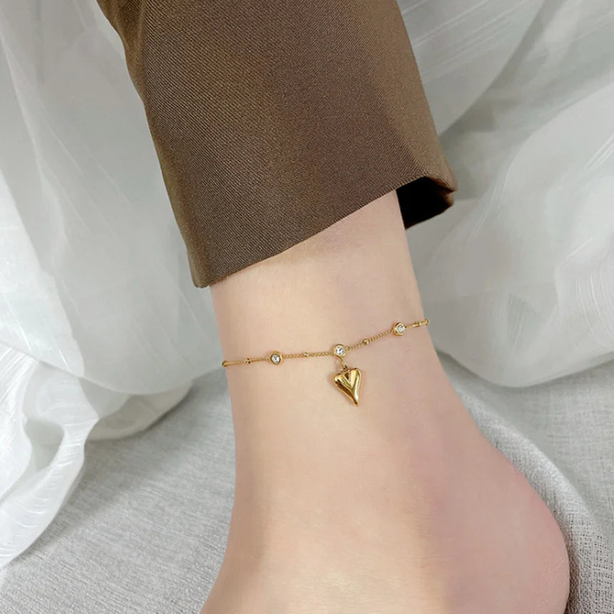 316L Stainless Steel Sweet Gold Color Heart Zircon Anklet Ladies Fashion Trend High Jewelry Beach Accessories SAB123