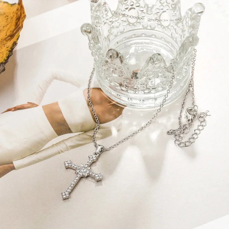 Fashion Pearl Cross Pendant Necklace Hip Hop Retro Women Religious Zircon Chain Necklaces Girls Punk Party Trendy Jewelry Gifts