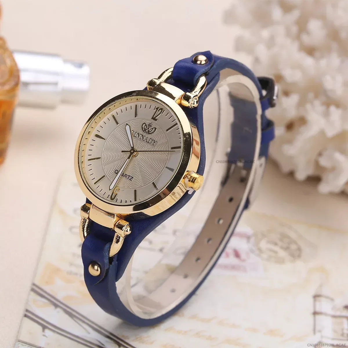 Women Casual Watches Round Dial Rivet PU Leather Strap Wristwatch Ladies Analog Quartz Watch Gift Fashion Luxury Wrist Watch