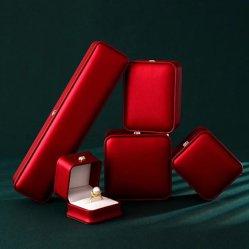 Spot Crown Buckle Jewelry Box High end Jewelry Storage Box Jewelry Box Jewelry Box Ring Necklace Box Bracelet Box