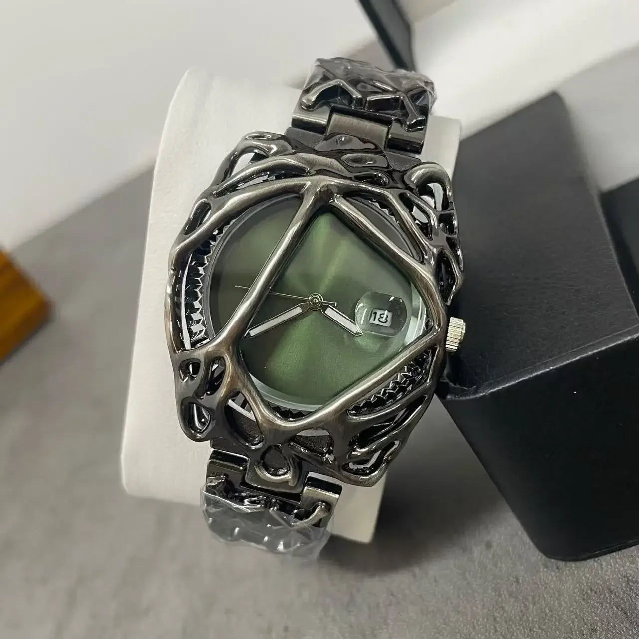High Quality Original Y2k Quartz Watch Men Creative Shape Alabaster Unisex Medieval Niche Unique Hot Sell AAA Clock Relógio