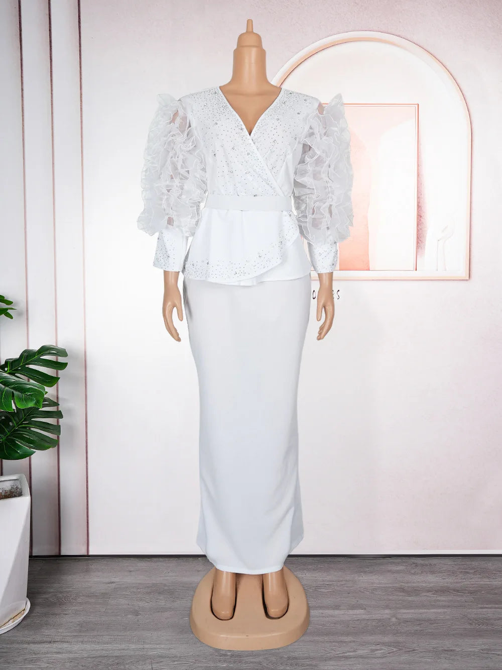 plus Size Women's V-neck Dress Fashionable Banquet Gown with High Waist And Hip Skirt New 2025 Style