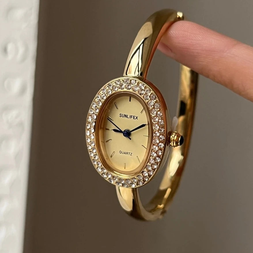 Famous Brand Women Watch Diamond Encrusted Oval Dial Quartz Wristwatch Luxury Gift Bracelet Watch Dropshipping Clock Reloj Mujer