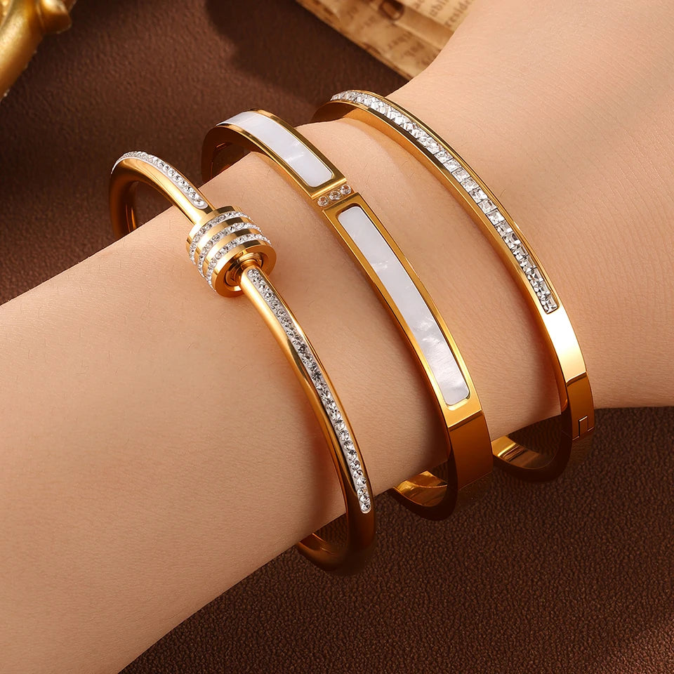 3PCS American Style Exquisite Stainless Steel Women's Bracelet Set, High-quality 18K Gold-plated Waterproof And Colorfast Gift