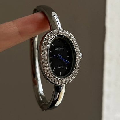 Famous Brand Women Watch Diamond Encrusted Oval Dial Quartz Wristwatch Luxury Gift Bracelet Watch Dropshipping Clock Reloj Mujer