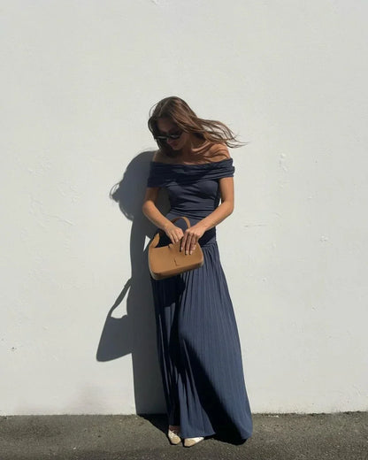 Elegant scoop neck pleated dress for women, slim party dresses for women, educational fashion, chic, summer, 2025