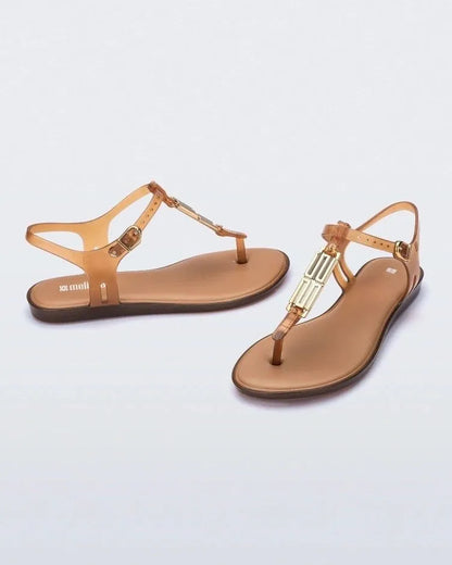 2025 New Arrival Brand Girl Fashion Flat Summer Women Metal Flip-flop Sandals Jelly Shoes Ladies Beach Shoes SM269