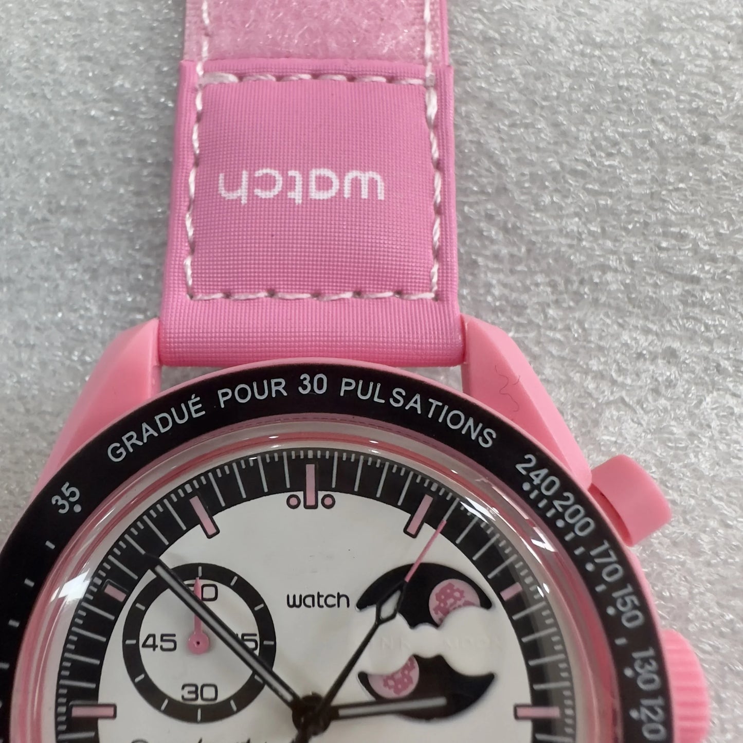 Polished 2025 Moon Mission His Hers Watch 6-Hand Chrono Quartz Movement 50m Water Resistant Luminous