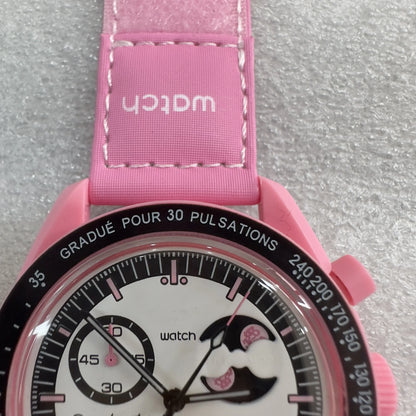 Polished 2025 Moon Mission His Hers Watch 6-Hand Chrono Quartz Movement 50m Water Resistant Luminous