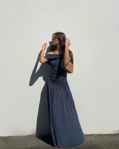 Elegant scoop neck pleated dress for women, slim party dresses for women, educational fashion, chic, summer, 2025