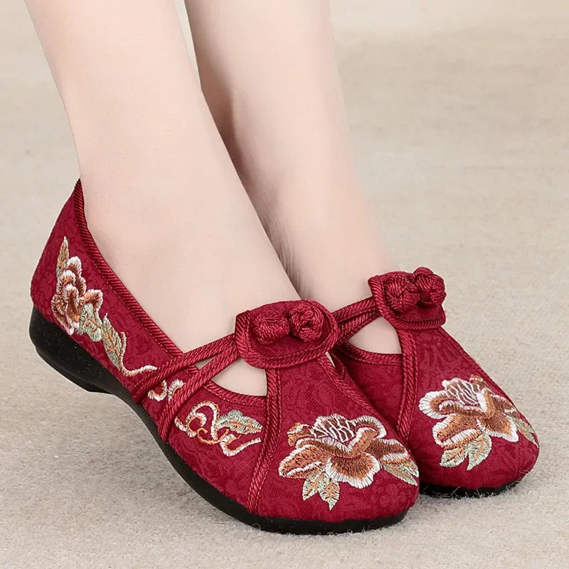 women retro light weight anti skid comfort spring & summer flat loafers lady chinese classic dance shoes zapatos de mujer a66