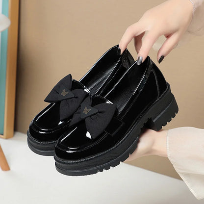 Spring Women British Style Shallow Patent Leather Black Loafers Thick Bottom Bow Platform Shoes 2024 Med Heels Single Pumps