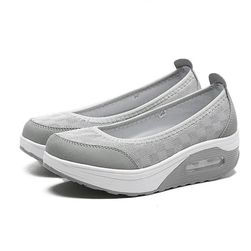 Women's Casual Work Shoes 2025 Fashionable Wedge Heel Swing Shoes Thick Sole Large Size 42 Comfortable Breathable Nurse Shoes