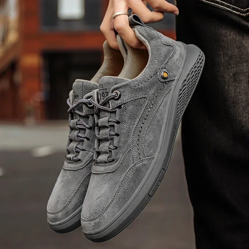 Men Sneakers shoes Men Shoes fashion Genuine Leather Casual Shoes Breathable Autumn lace up comfortable Loafers Outdoor Oxfords