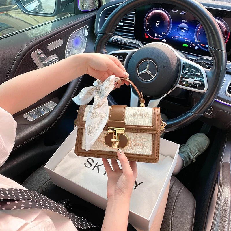 New Chinese and Luxury Makeup Bag with Charming Decoration and Scarves Women's Popular Versatile Handheld Crossbody Bag