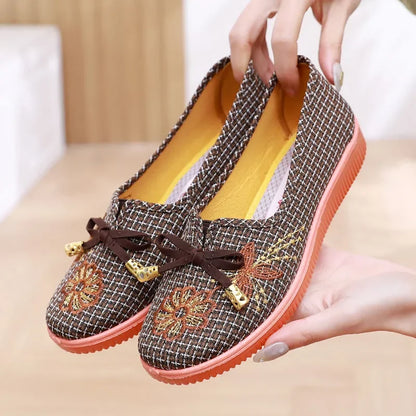 women retro light weight anti skid comfort spring & summer flat loafers lady chinese classic dance shoes zapatos de mujer a66