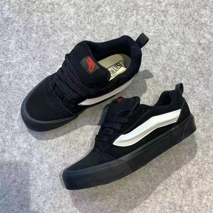 Cool Skateboard oes ex Retro Bread oes Street Sle Knuskool Couples Versatile Breathable Rubber Outsole round Toe