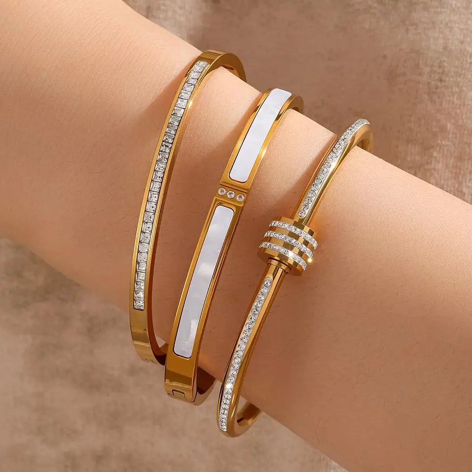 3PCS American Style Exquisite Stainless Steel Women's Bracelet Set, High-quality 18K Gold-plated Waterproof And Colorfast Gift