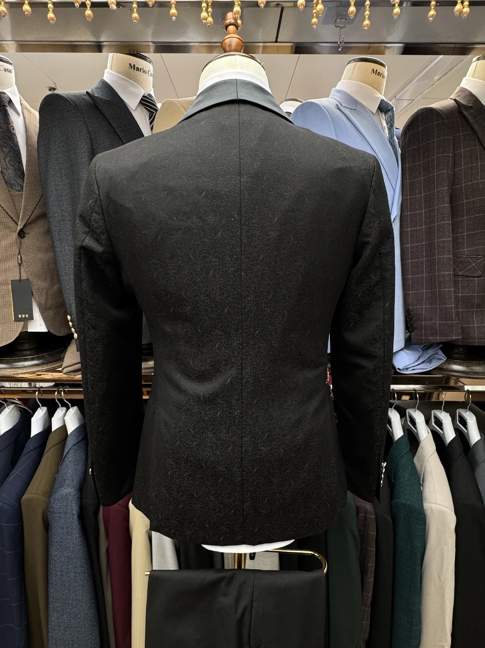 In Stock Stylish Men's Suit Customized Hot Sale Single Breasted New Handsome Banquet Jacket Vest Pants Luxurious Groom Wear