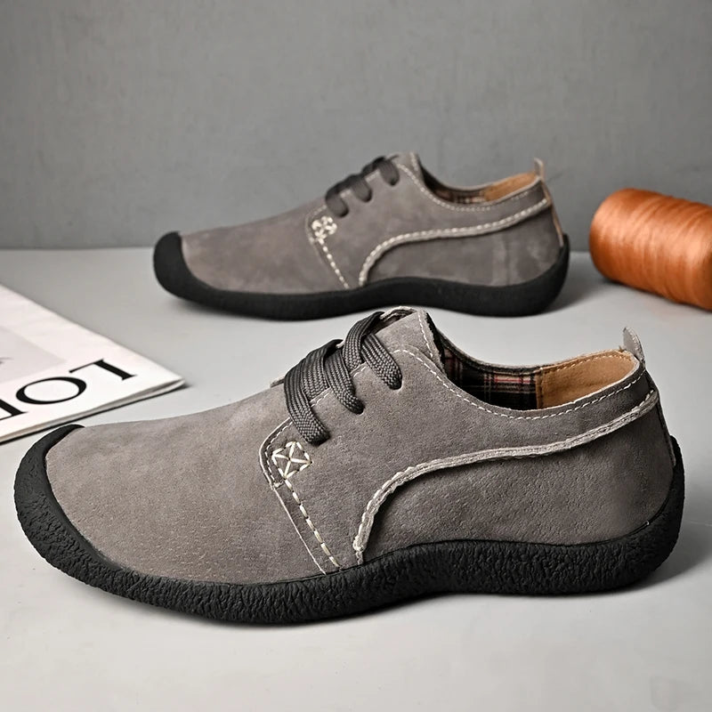 Suede Leather Casual Shoes For Men Lace Up Light Outdoor Sneakers Men Hiking Footwear Flats For Trekking Plus Size 38-46