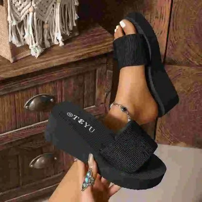 Womens Stylish Ultra Light Flip Flops Slides - Soft Indoor & Outdoor Sandals - Perfect for Beach, Pool, Vacation - Quick-Dry