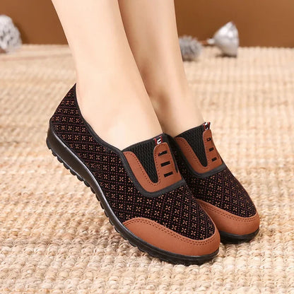 women retro light weight anti skid comfort spring & summer flat loafers lady chinese classic dance shoes zapatos de mujer a66
