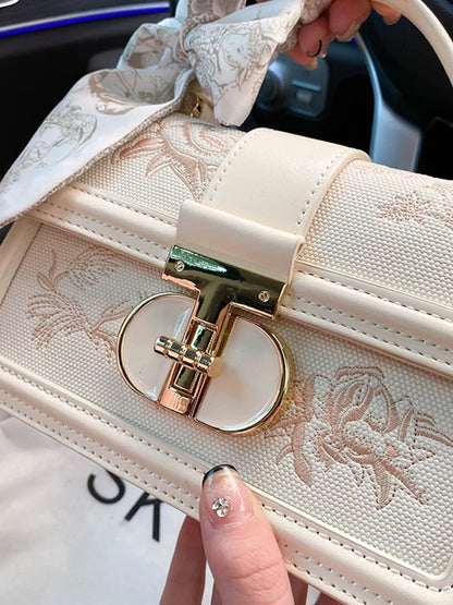 New Chinese and Luxury Makeup Bag with Charming Decoration and Scarves Women's Popular Versatile Handheld Crossbody Bag
