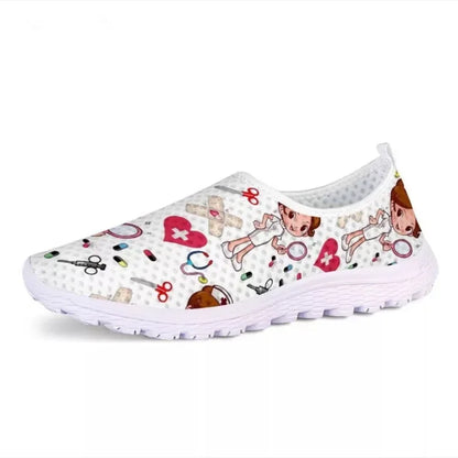 Ladies Loafers Cartoon Nurse Doctor Print Women Sneakers Slip on Light Mesh Casual Shoes Summer Breathable Flats Zapatos