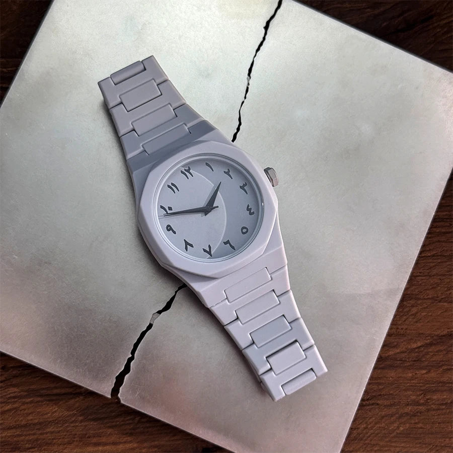 Hot sales in the Middle East high-end plastic men's watch with Arabic numerals neutral casual simple quartz watch