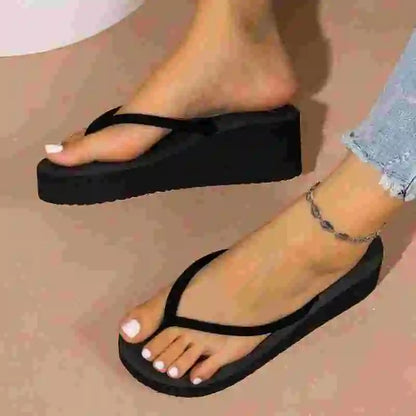 Womens Stylish Ultra Light Flip Flops Slides - Soft Indoor & Outdoor Sandals - Perfect for Beach, Pool, Vacation - Quick-Dry