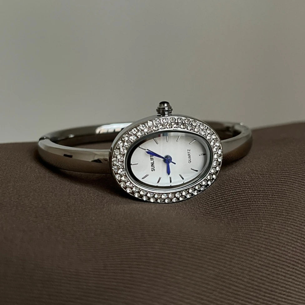 Famous Brand Women Watch Diamond Encrusted Oval Dial Quartz Wristwatch Luxury Gift Bracelet Watch Dropshipping Clock Reloj Mujer