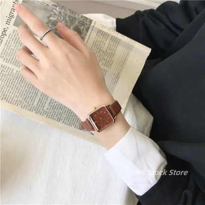Women Watch Small Square Dial Thin Leather Strap Ladies Wristwatch Elegant Quartz Female Watches Casual Relogio Feminino