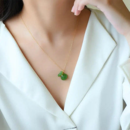 New in minimalist Natural Hotan Jade jasper blessing bag necklaces pendant simple national style charm clavicle chain jewelry