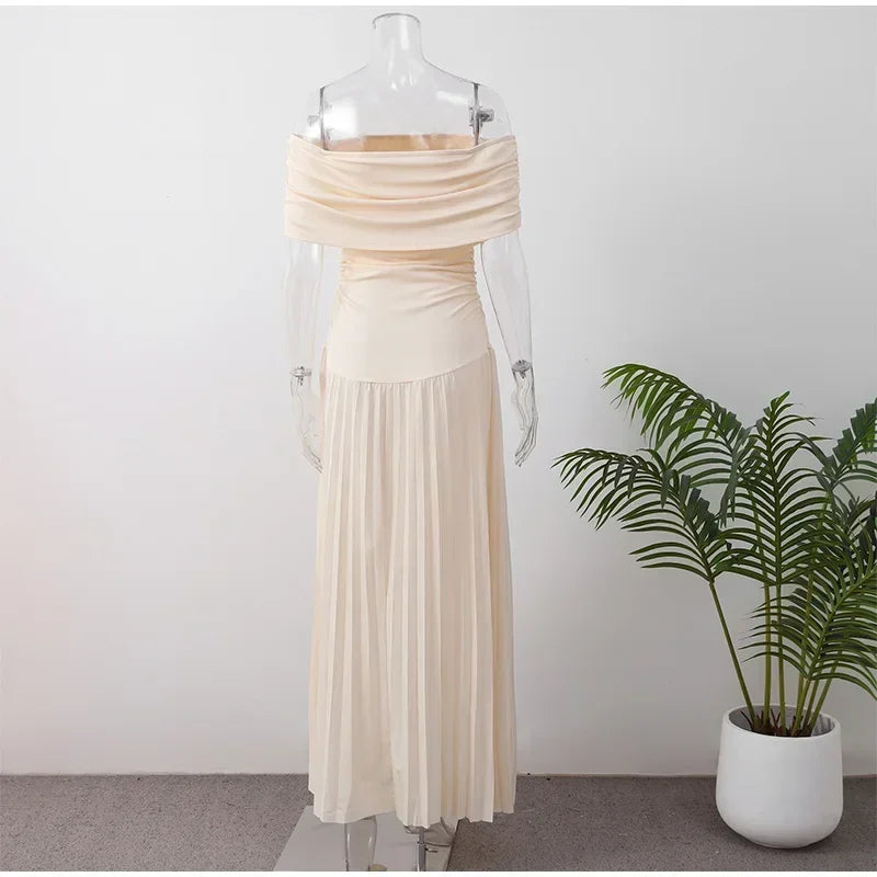 Elegant scoop neck pleated dress for women, slim party dresses for women, educational fashion, chic, summer, 2025
